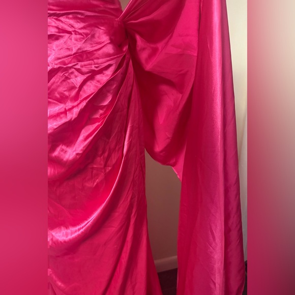 Elegant Pink Formal Evening Dress - Picture 3 of 15